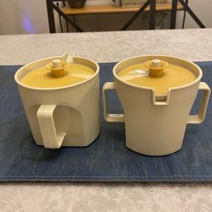 Vintage Tupperware Cream & Sugar Set With Push n Seal Tops Cream Gold 1414 1415